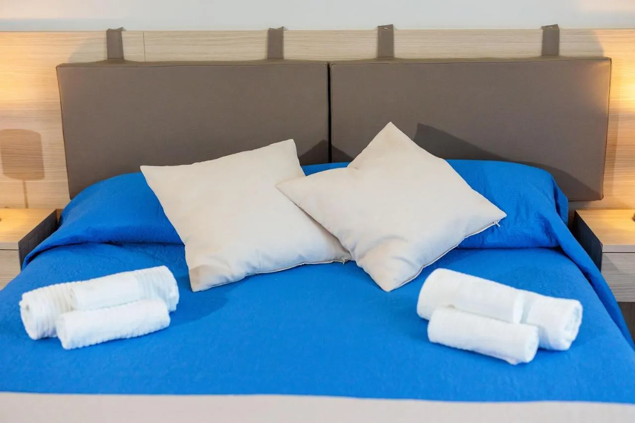Fuori Rotta Hotel Avola 3*,